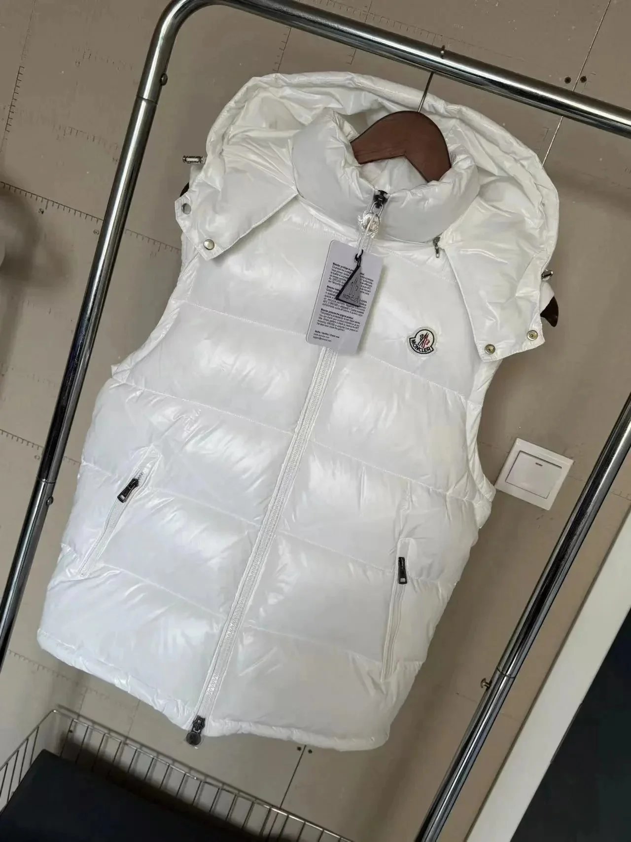 1 (Priority shipping for favorites)