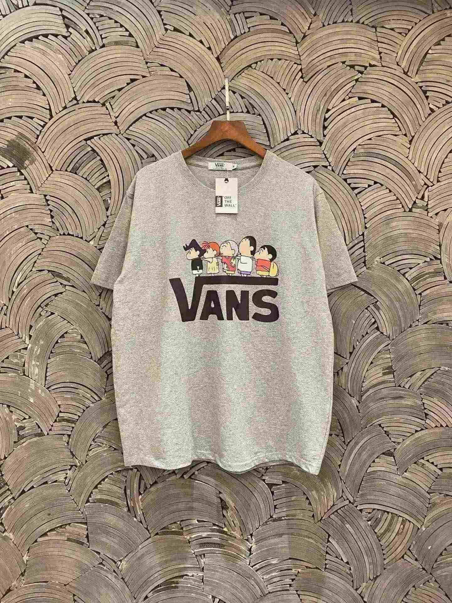 Grey Crayon Shin chan 002